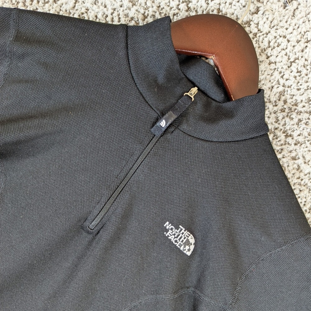 The North Face Pullover Flight Series‎ 1/4 Zip Vapor Wick Top Womens Small